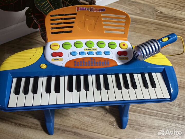 Детский синтезатор с микрофоном