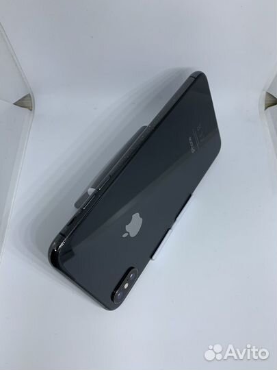 iPhone Xs Max, 64 ГБ