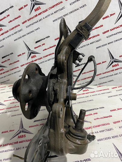 Цапфа (кулак) передняя левая w211 Mercedes