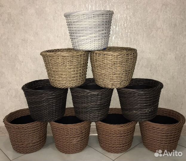 Кашпо из ротанга