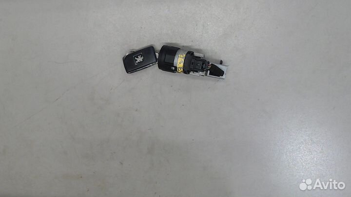 Замок зажигания Peugeot 5008, 2010