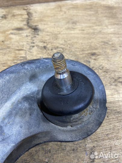 Рычаг верхний передний правый Mercedes W210