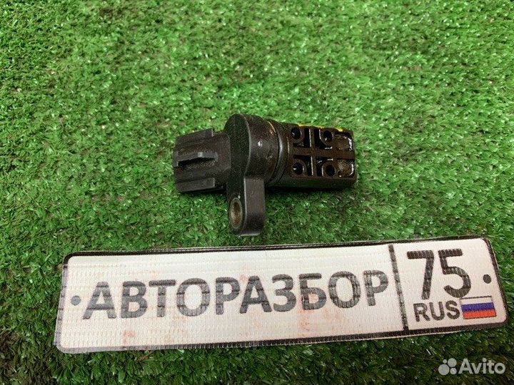 Датчик положения распредвала Nissan Wingroad WFY11