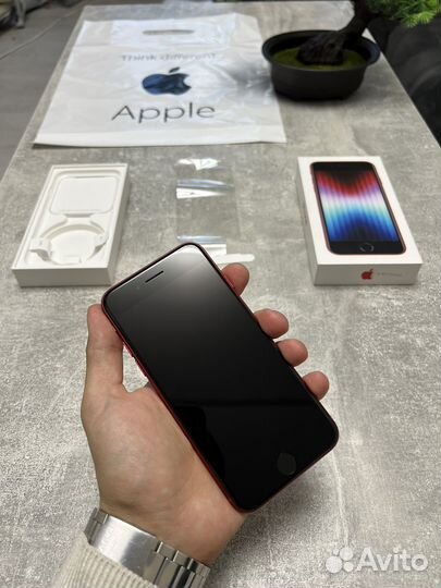 iPhone SE (2022), 128 ГБ