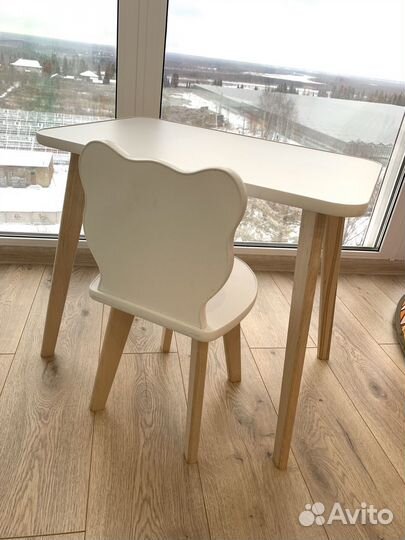 Детский стол и стул