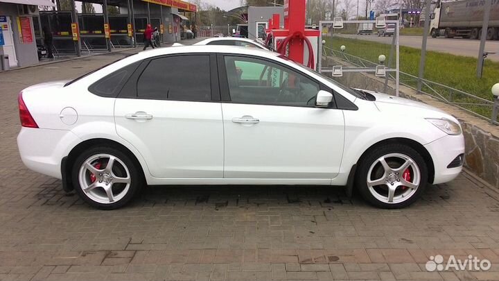 Накладки на суппорта Brembo для Ford Focus 2/3