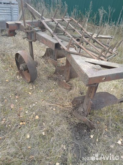 Плуг плн 3-35, 1986