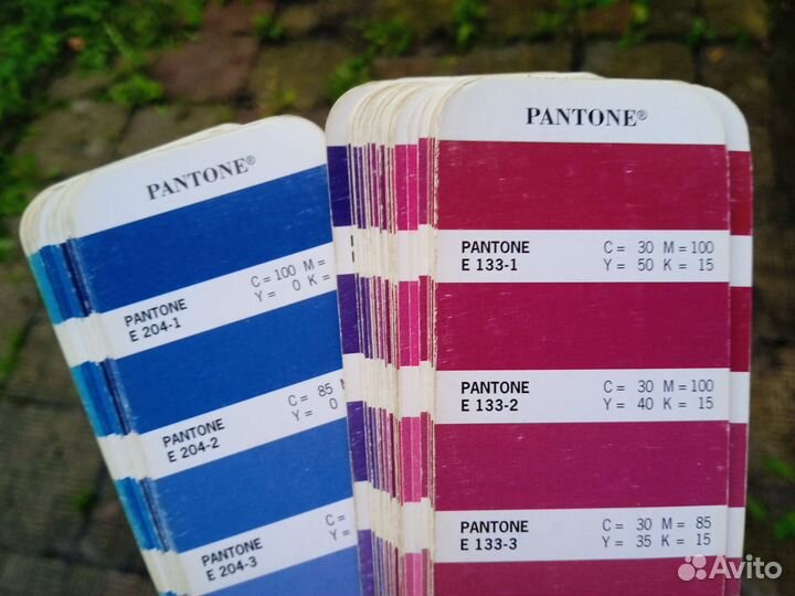 Веер pantone