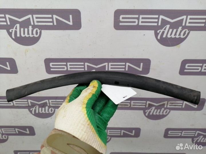 Уплотнитель капота Honda Civic FD1 FD3 FD7