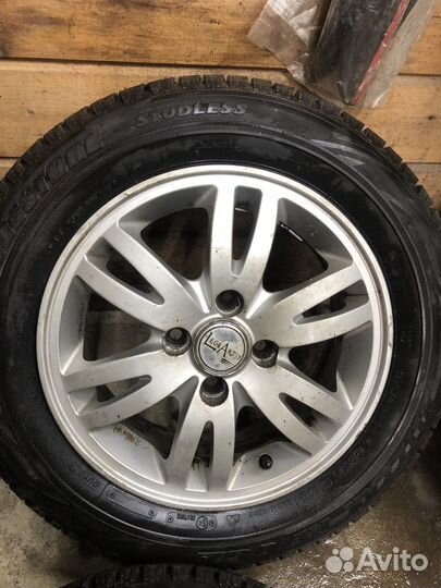 Bridgestone Blizzak VRX 185/60 R14 82S