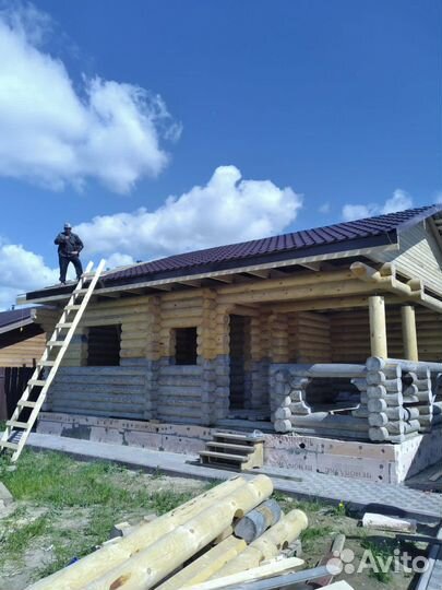 Бригада строителей