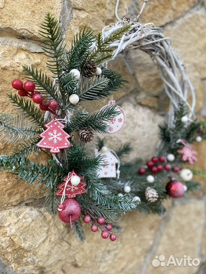 Новогодний венок ручной работы