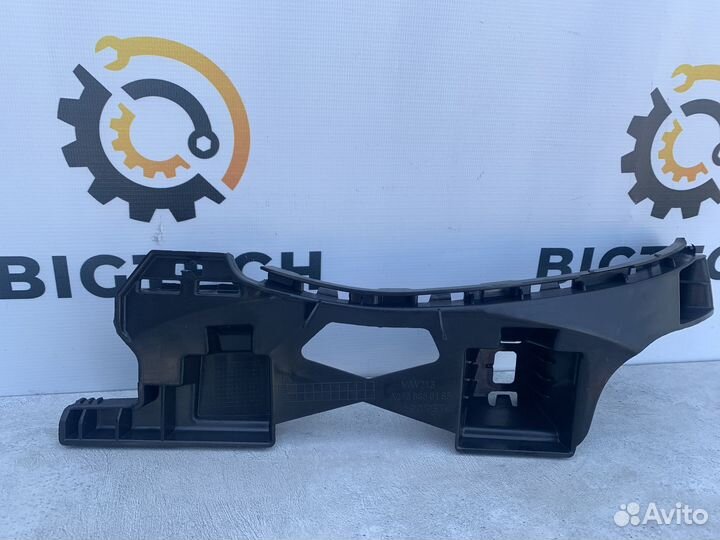 Кронштейн заднего бампера Mercedes A2138850165