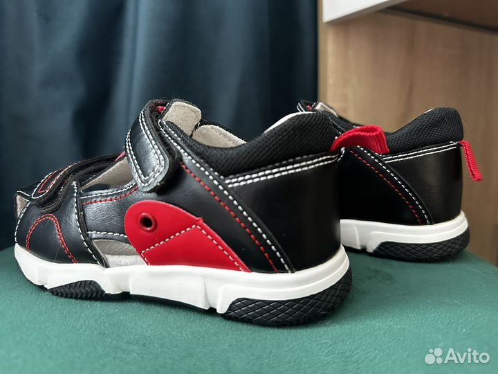 Сандалии для мальчика 26 размер