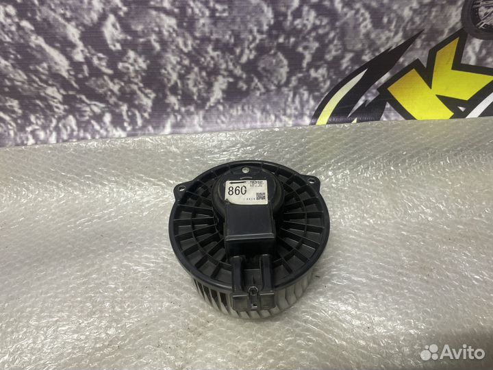 Моторчик отопителя передней печки Pajero Паджеро 4