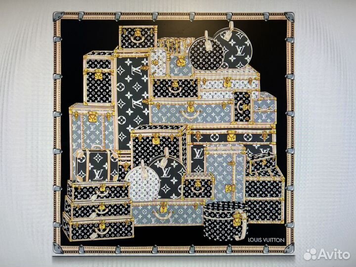 Продам оригинальный платок Louis Vuitton