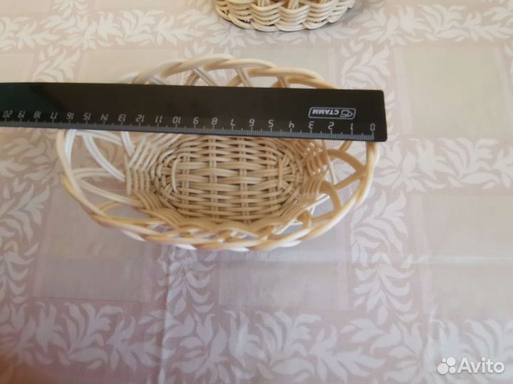 Корзина плетеная
