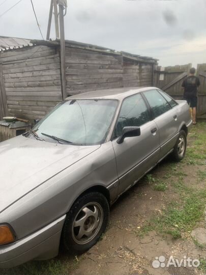 Audi 80 1.8 МТ, 1987, битый, 100 000 км