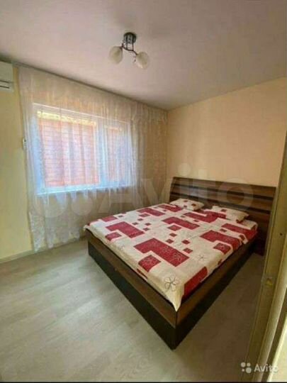 Дом 27 м² на участке 3 сот.