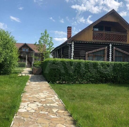 Дом 180 м² на участке 100 сот.