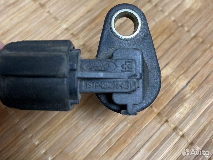 Датчик распредвала Ford Focus 2