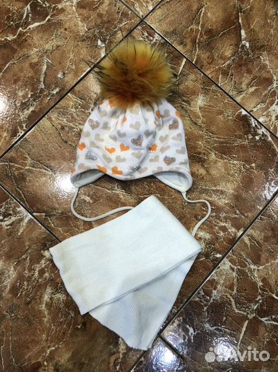 Зимняя шапка с натуральным помпоном