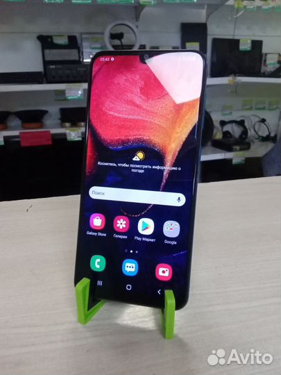 Samsung Galaxy A50, 4/64 ГБ