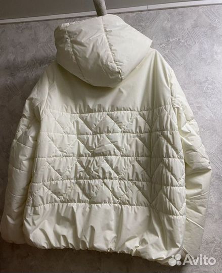 Куртка демисезонная 50/52р новая