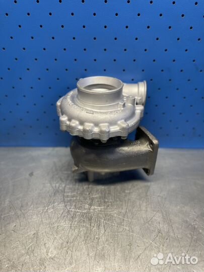 Турбина mercedes-benz 6.4L OM904LA