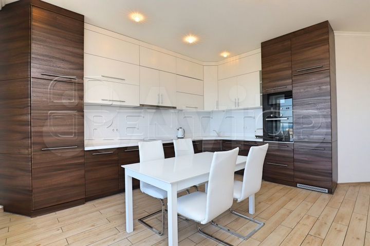 1-к. апартаменты, 68 м², 14/17 эт.