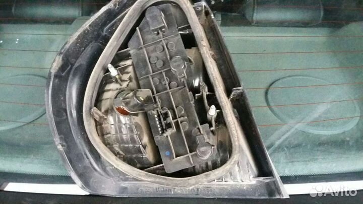 Стоп сигнал рено симбол правый