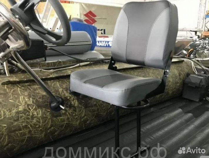 Кресло раскладное с поворотным механизмом,мягкое