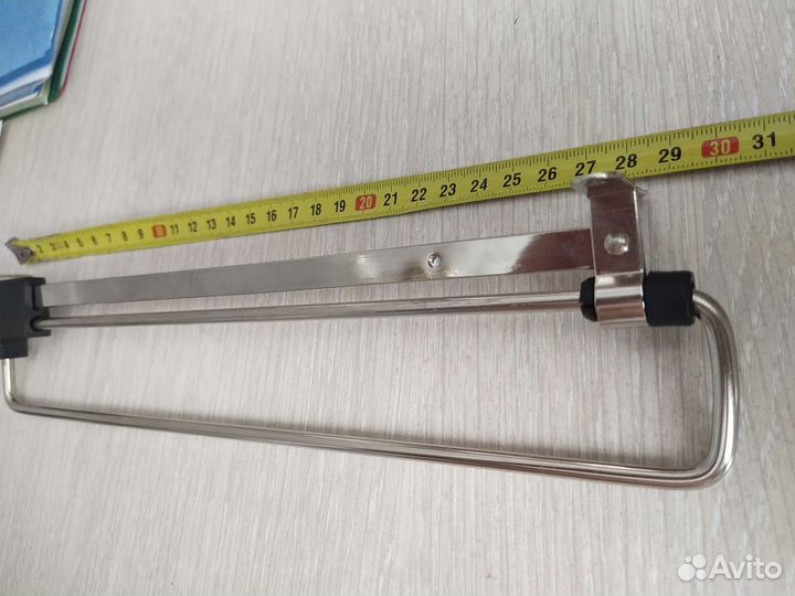Штанга выдвижная новая для шкафов
