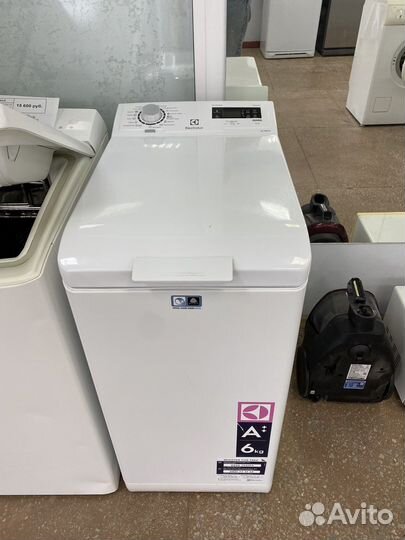 Стиральная машина с вертикальной загрузкой