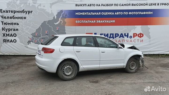 Блок управления климатической установкой Audi A3