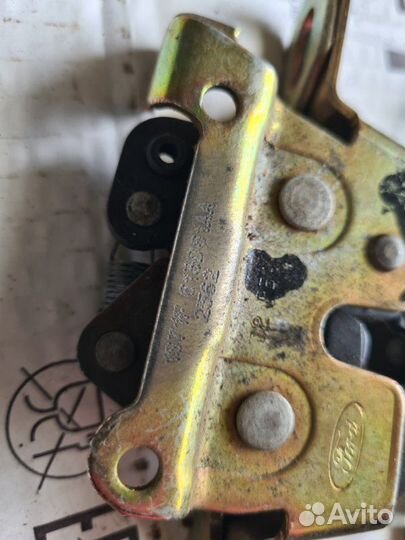 Замок спинки сиденья Ford Mondeo 3