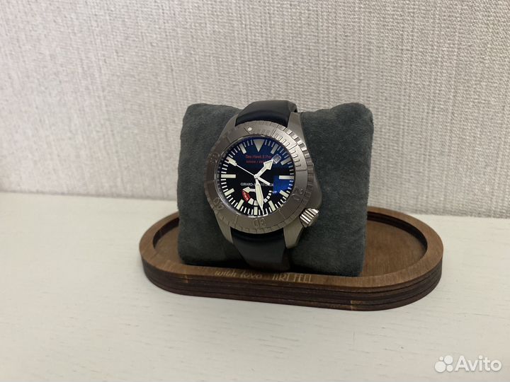 Часы girard perregaux