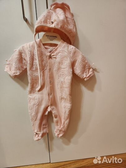 Комплект на выписку для девочки