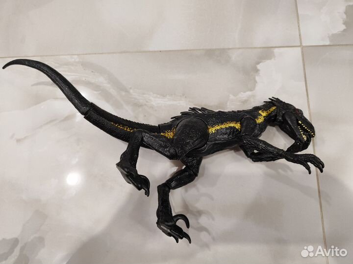 Динозавр Индоминус рекс 40 см