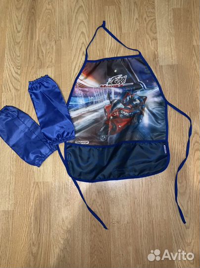 Фартук и нарукавники для рисования