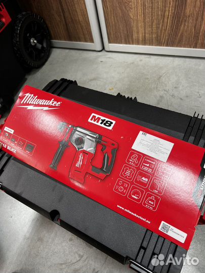 Перфоратор milwaukee m18 Blhx-502x