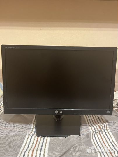 Монитор LG flatron e 1942c