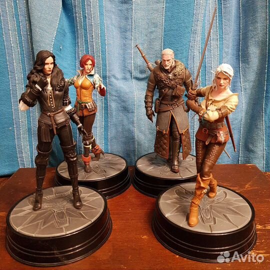 Фигурки Ведьмак Dark Horse