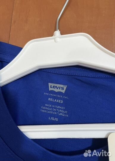 Футболка Levi's