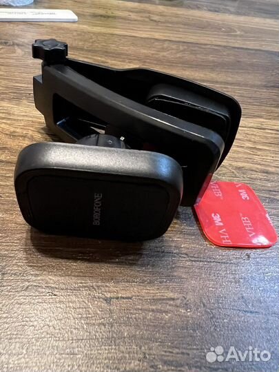 Держатель для телефона в машину