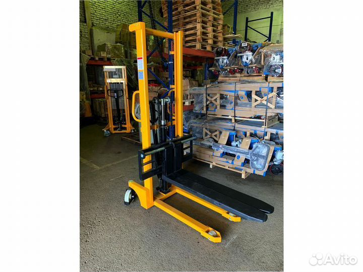 Штабелёр ручной