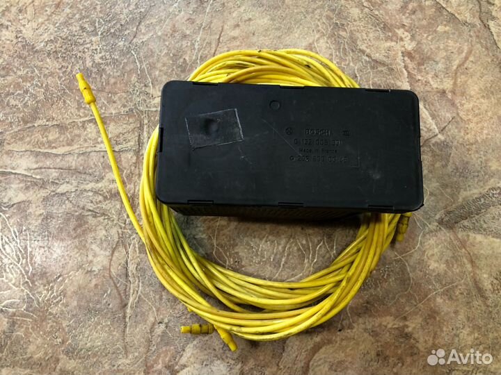 Компрессор центрального замка Bosch W124