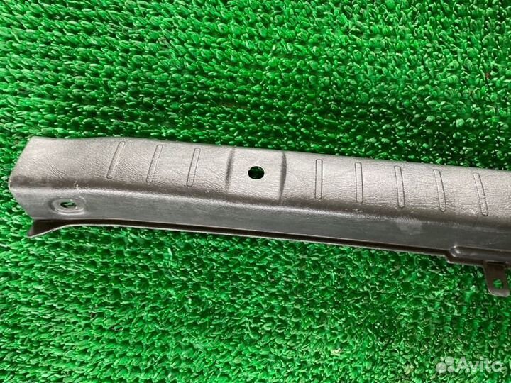 Обшивка багажника зад. Suzuki Jimny