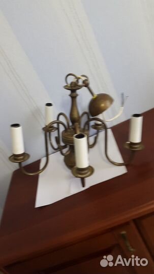 Красивая старинная пяти рожковая люстра