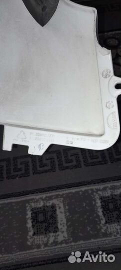 Накладка стойки лобового стекла ман тгс,тгх